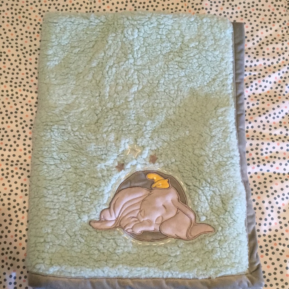 Brand new dumbo baby blanket